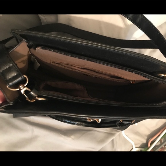 Purse - Picture 3 of 3